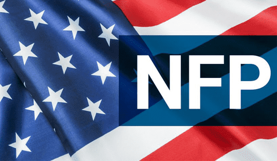 Stocks advance pauses as China markets tumble